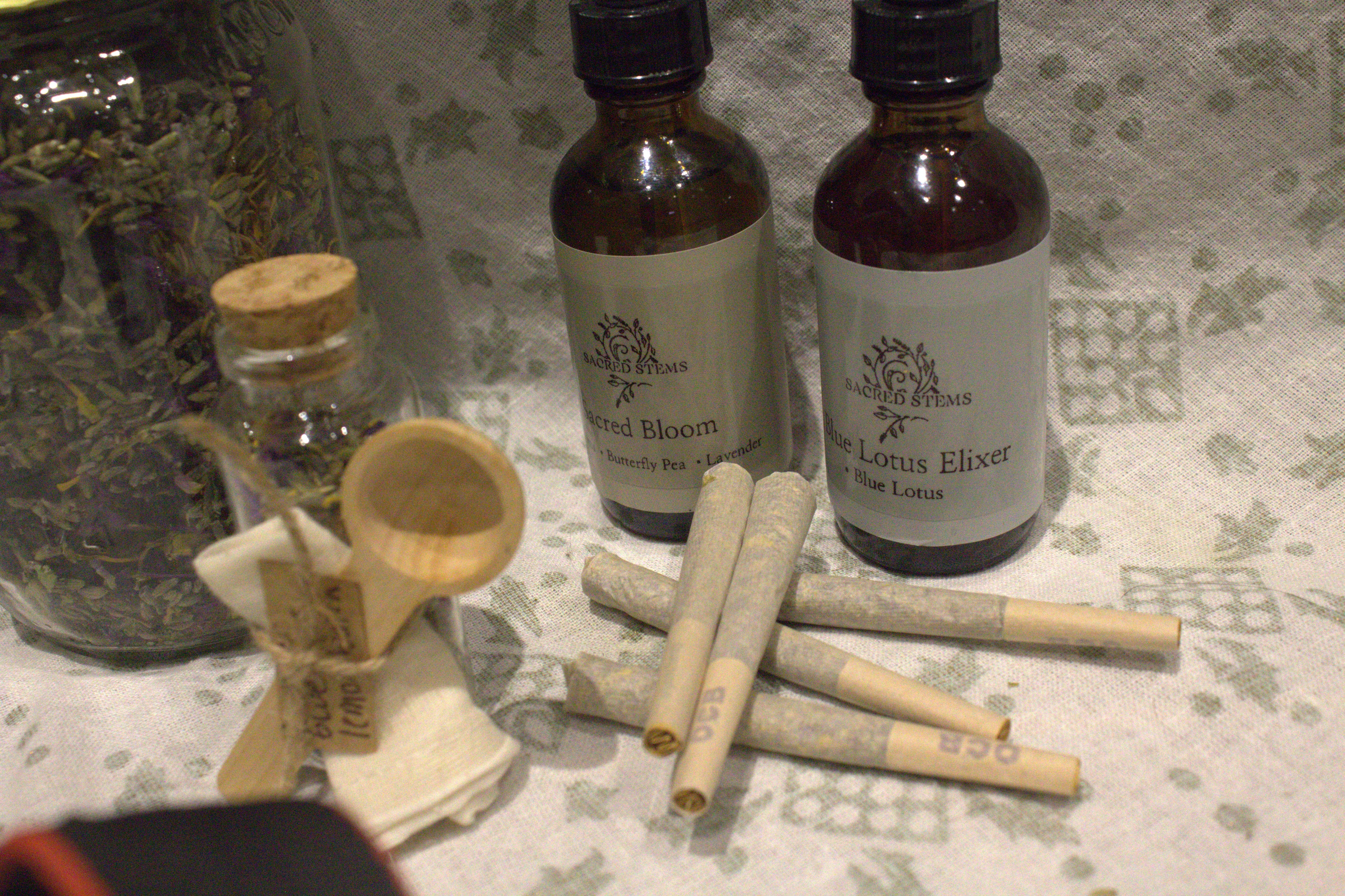 Sacred Bloom Ritual Set